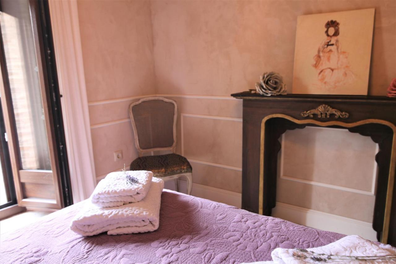 Vila Wabisabi Townhouse Montejo de la Vega de la Serrezuela Exteriér fotografie