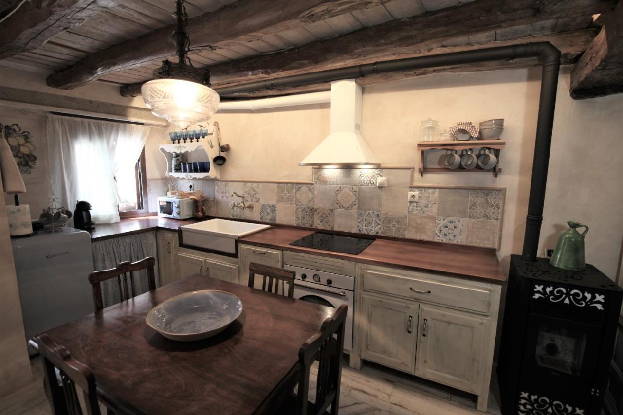Vila Wabisabi Townhouse Montejo de la Vega de la Serrezuela Exteriér fotografie